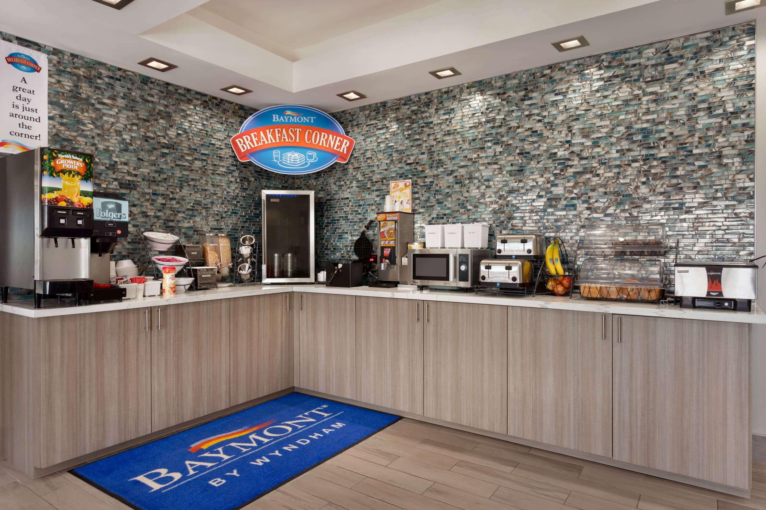 Baymont Inn & Suites Shawnee Kültér fotó