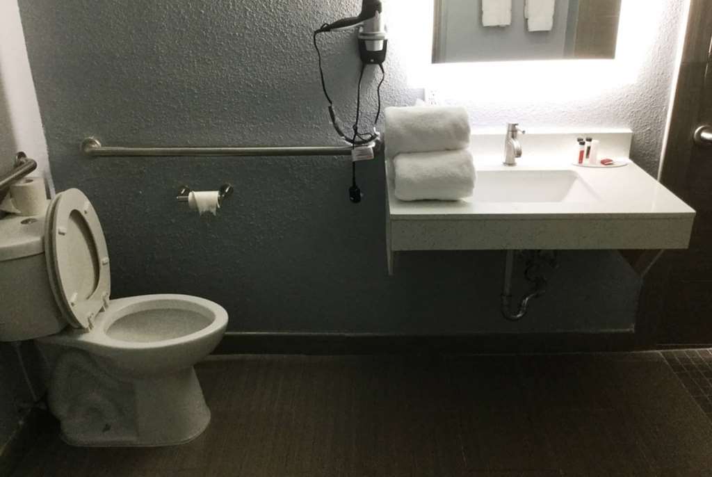 Baymont Inn & Suites Shawnee Szoba fotó