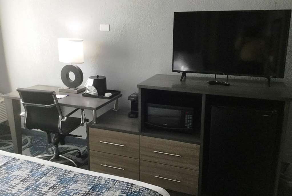 Baymont Inn & Suites Shawnee Szoba fotó