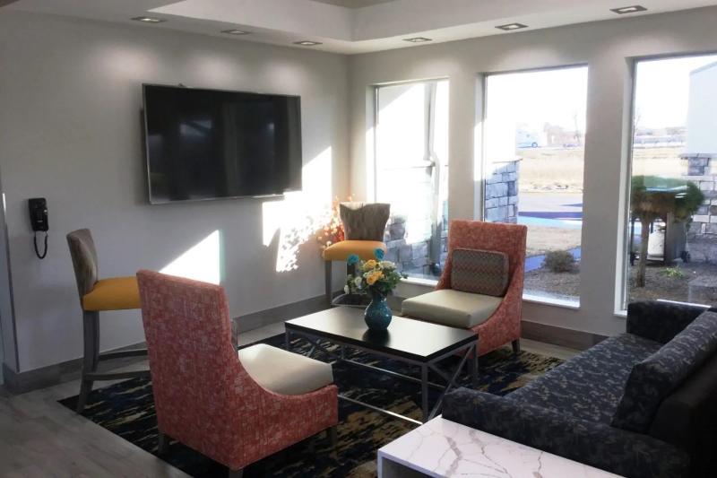 Baymont Inn & Suites Shawnee Kültér fotó