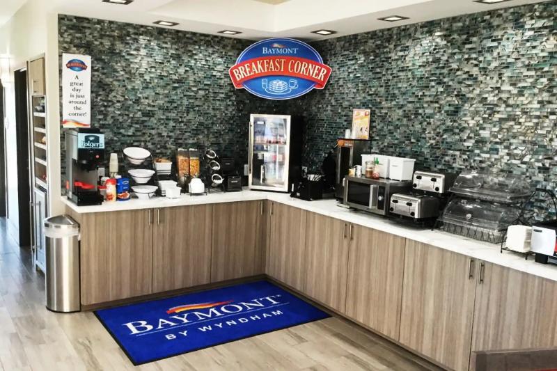 Baymont Inn & Suites Shawnee Kültér fotó