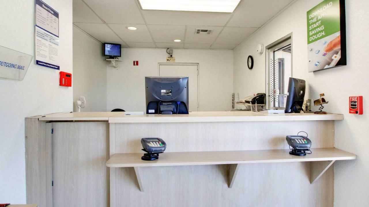 Baymont Inn & Suites Shawnee Kültér fotó